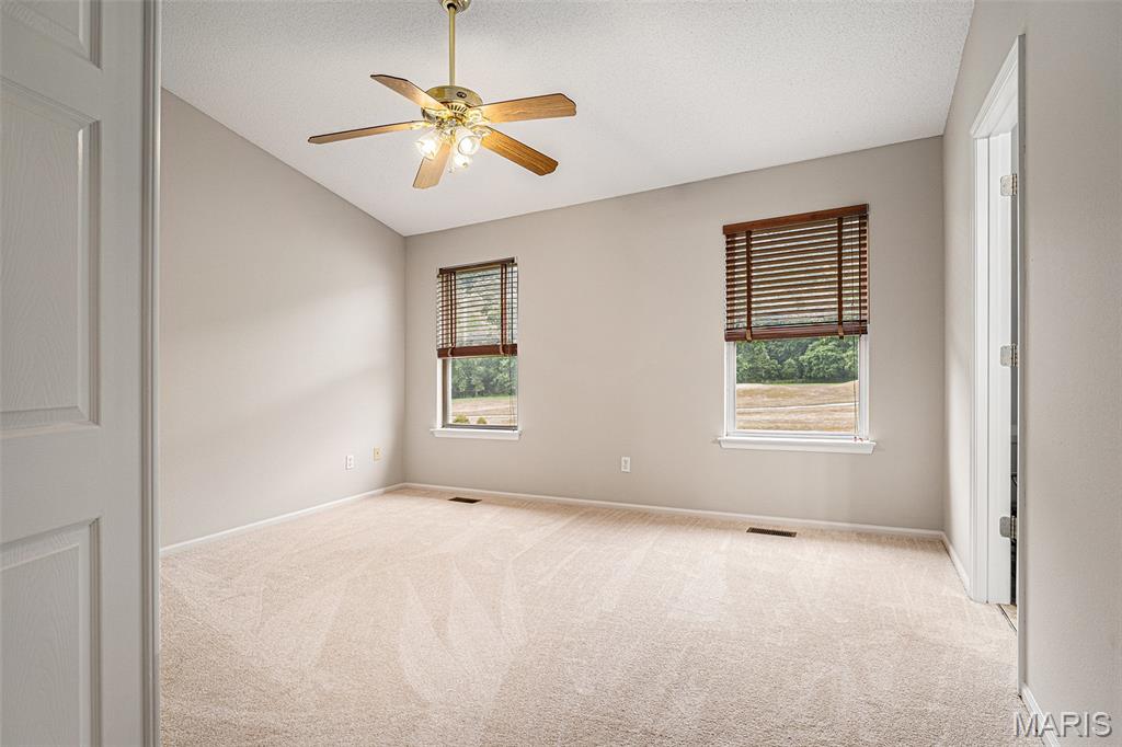 2276 Fairway High Ridge, MO 63049 - Photo 10 of 30