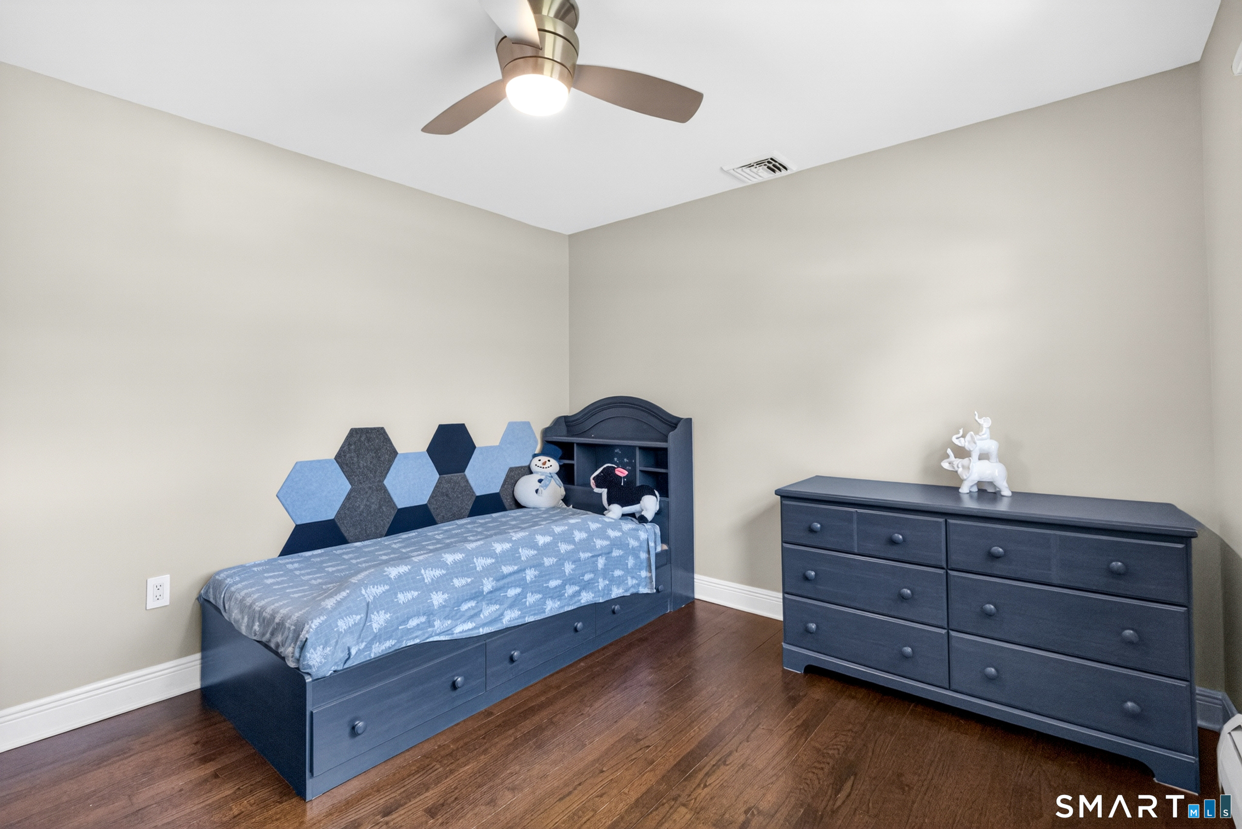 568 Wiese Road Cheshire, CT 06410 - Photo 23 of 40 a bedroom with a bed and dresser