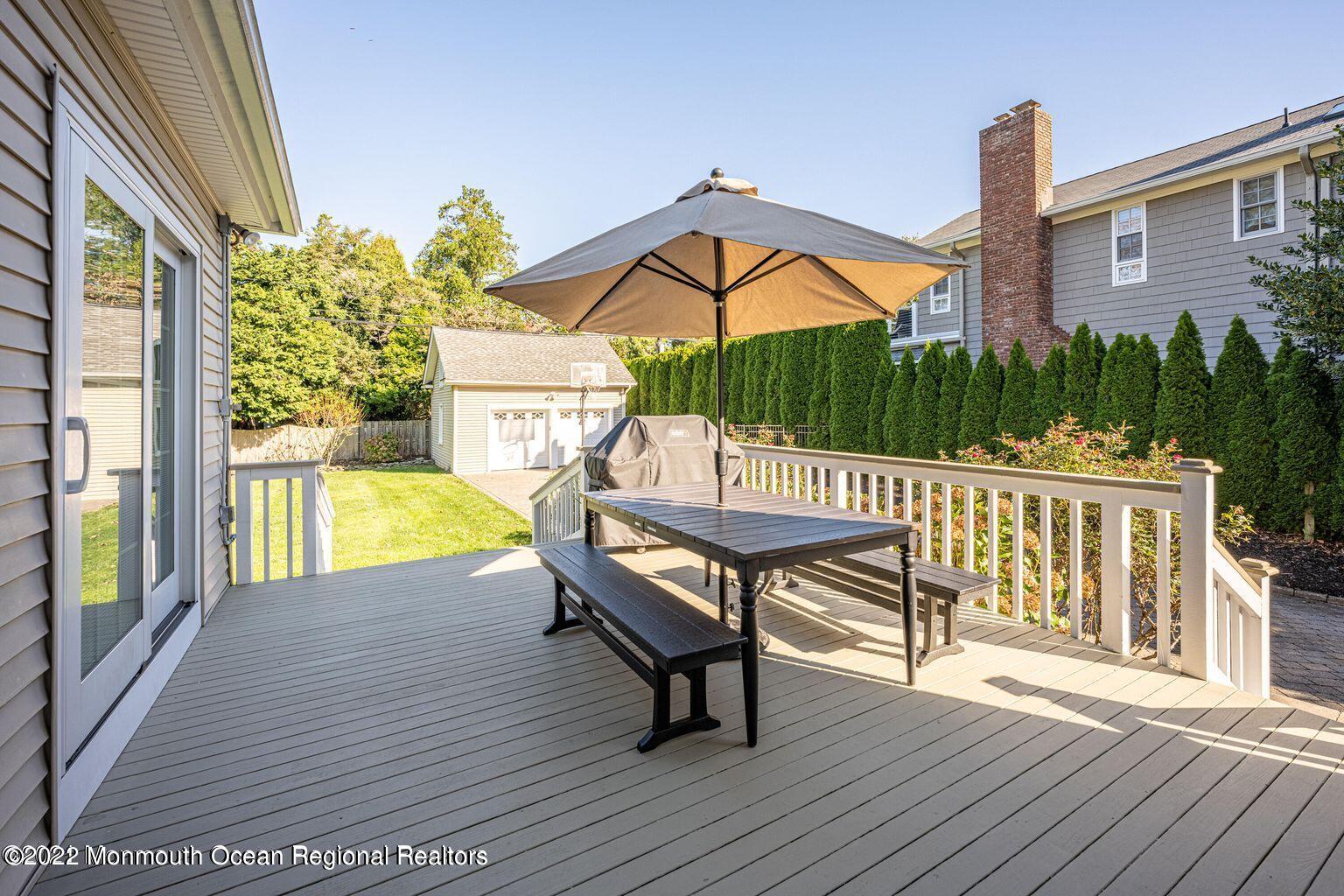 116 Tuttle Avenue Spring Lake, NJ 07762 - Photo 40 of 45 a view of a chairs on the roof deck