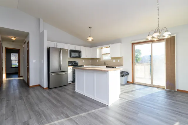 $260,000 | 6951 North Grove Street, Park City, KS 67219