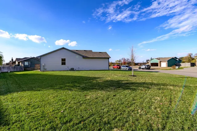 $260,000 | 6951 North Grove Street, Park City, KS 67219