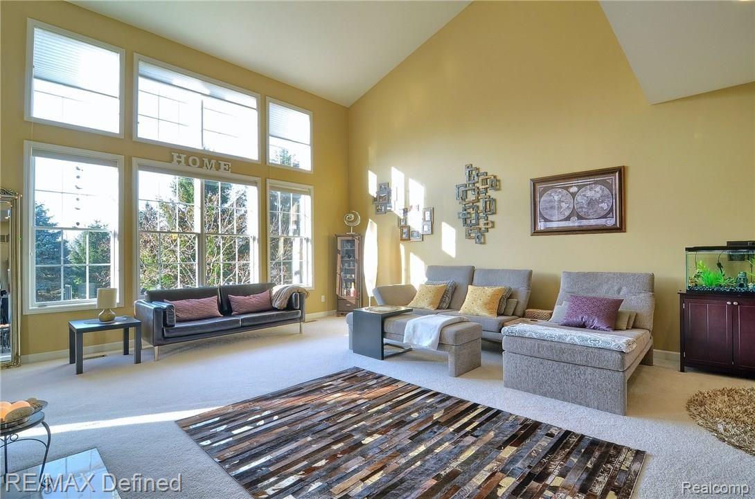 2447 Selkirk Street Rochester, MI 48306 - Photo 11 of 49 Great_Room_2nd_View.jpg