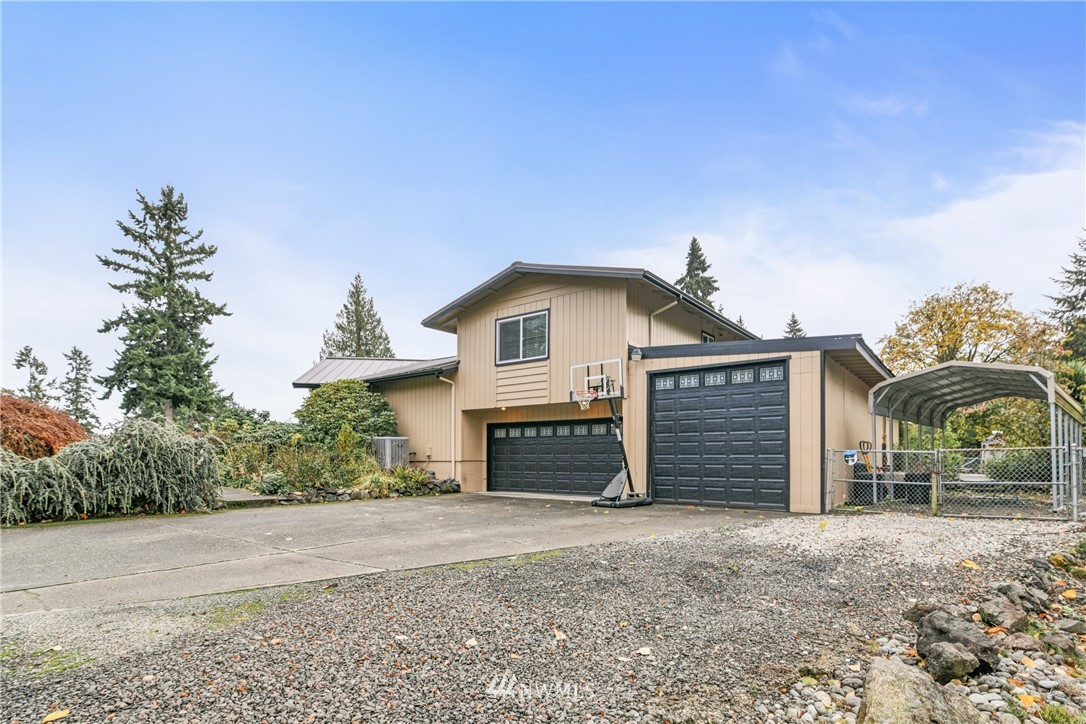15155 Starr Road Southeast Olalla, WA 98359 - Photo 4 of 40 Gallery Image 4