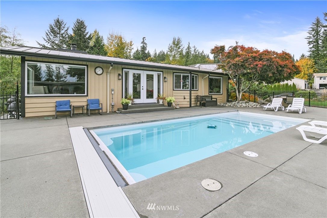 15155 Starr Road Southeast Olalla, WA 98359 - Photo 7 of 40 Gallery Image 7
