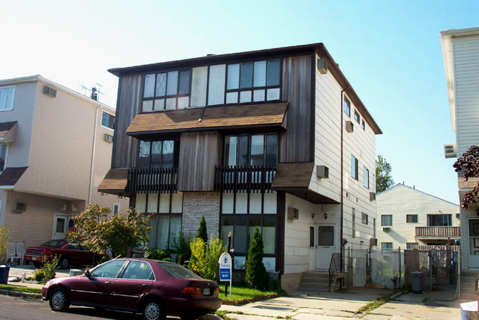 90 Green Valley Road Staten Island, NY 10312 - Photo 1 of 1 Primary Photo