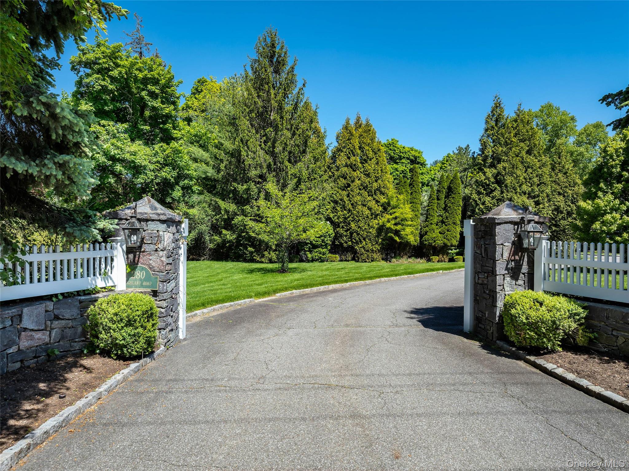 280 Highland Road Rye, NY 10580 - Photo 6 of 50