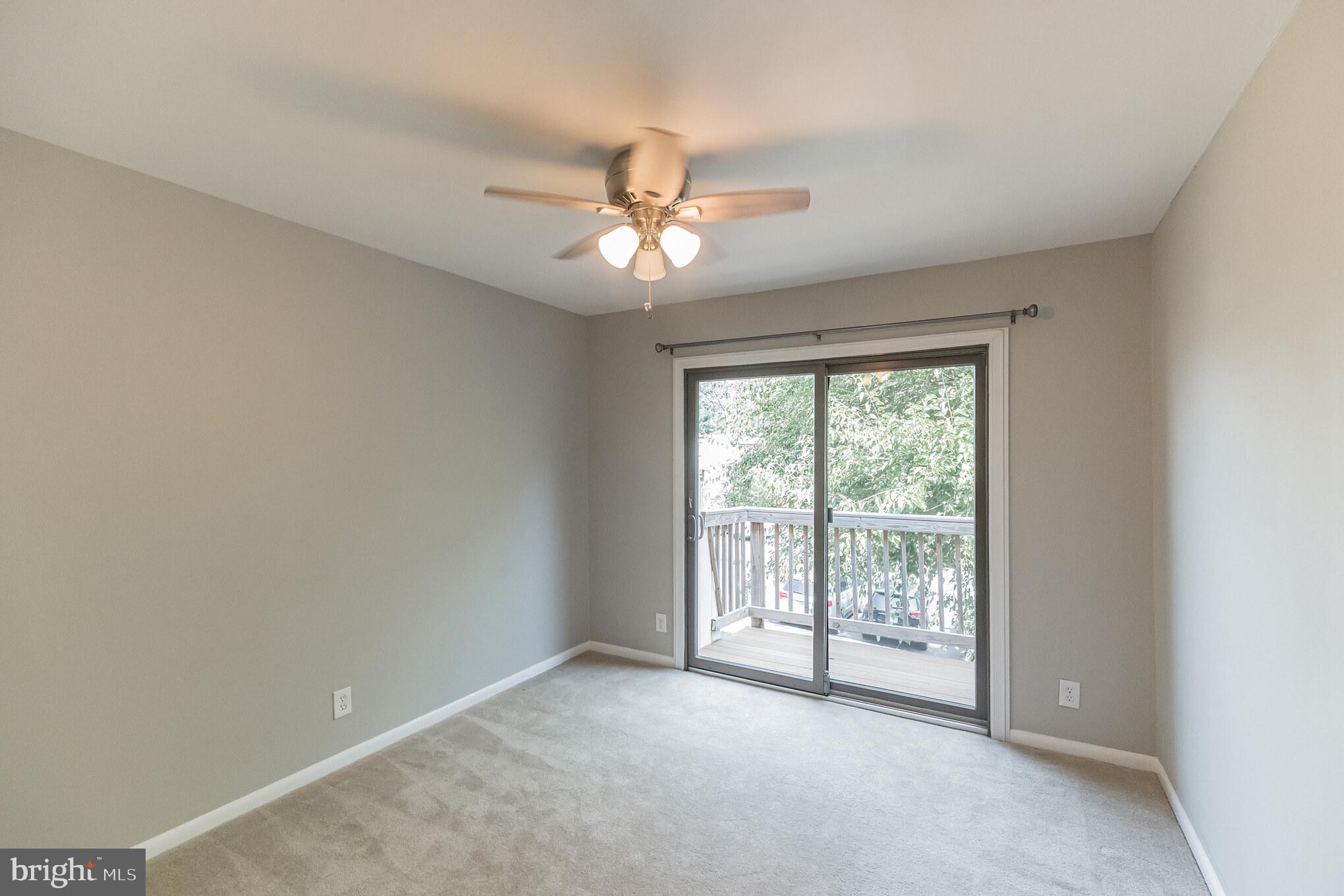 1662 Valencia Way Reston, VA 20190 - Photo 22 of 36
