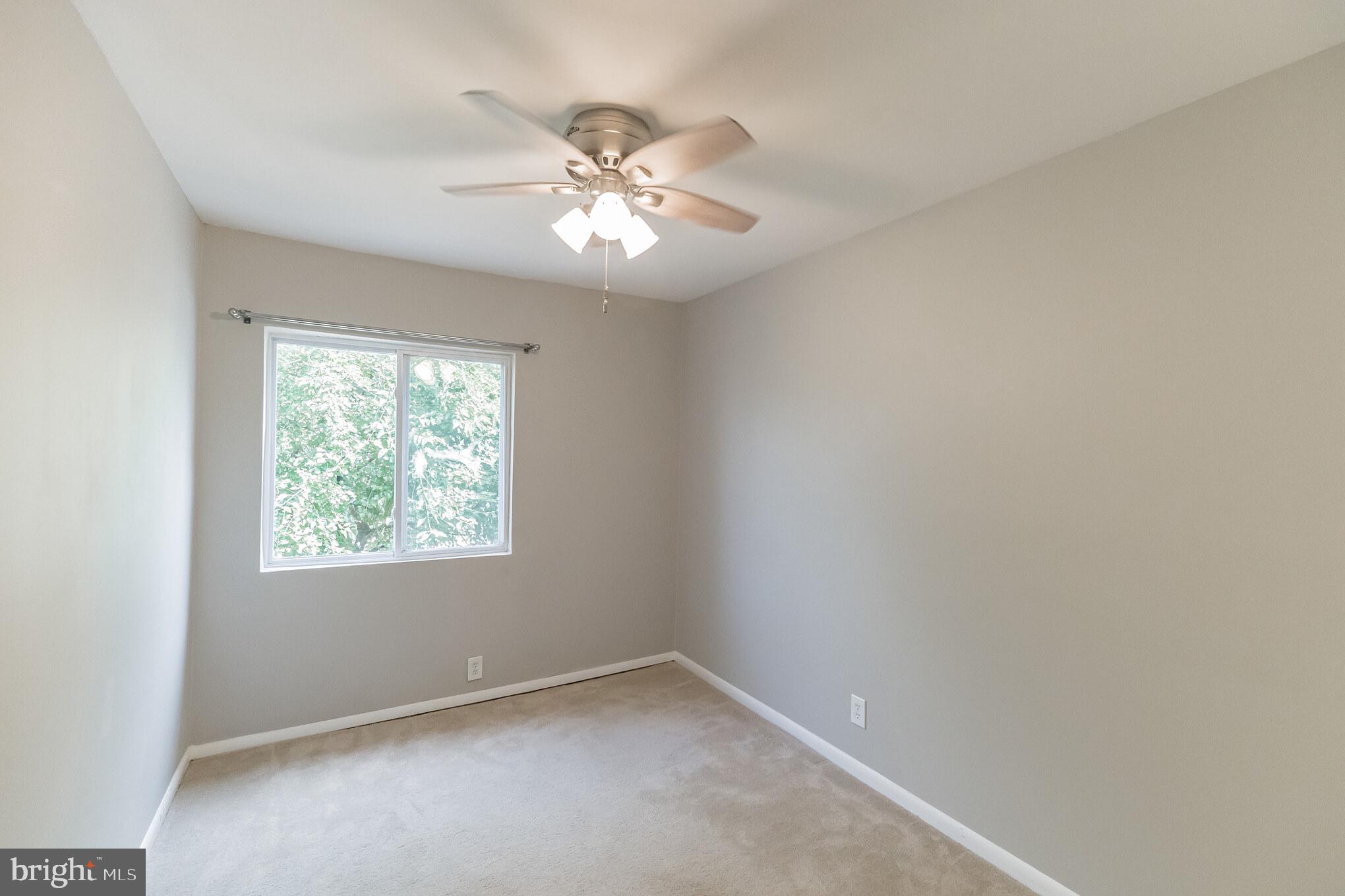 1662 Valencia Way Reston, VA 20190 - Photo 24 of 36