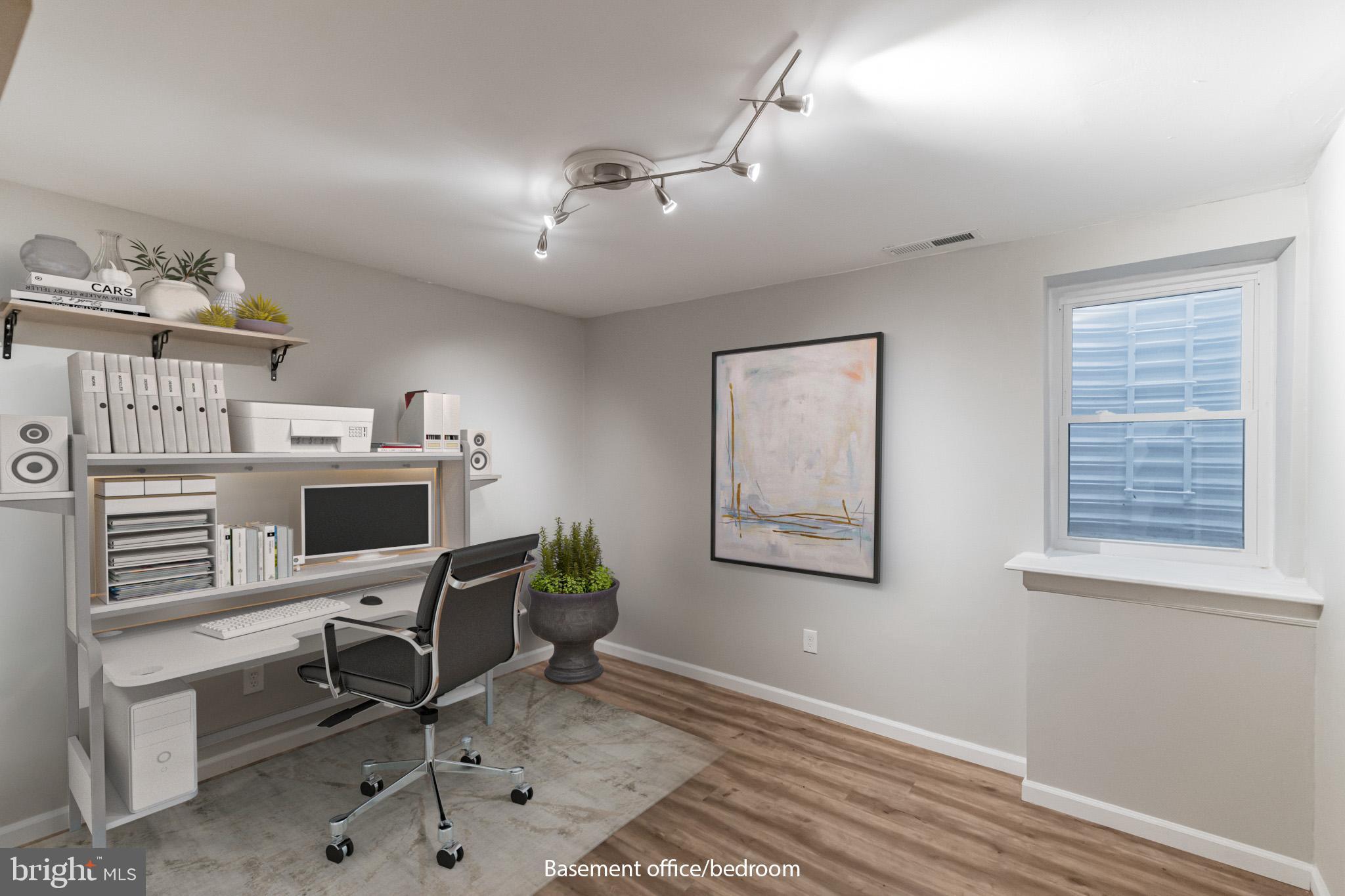 1662 Valencia Way Reston, VA 20190 - Photo 29 of 36
