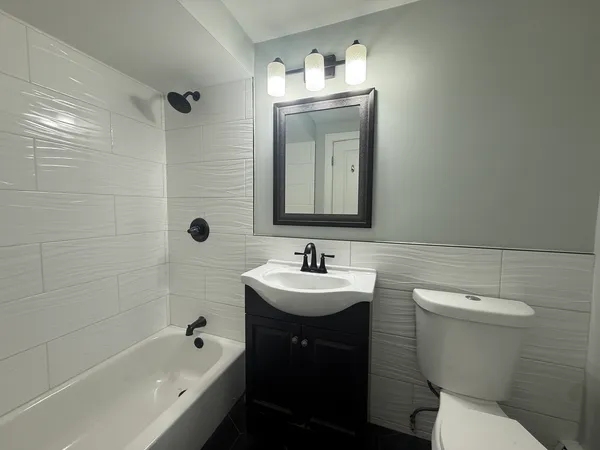 $1,500 | 8301 O Connor Drive, Unit GE, River Grove, IL 60171