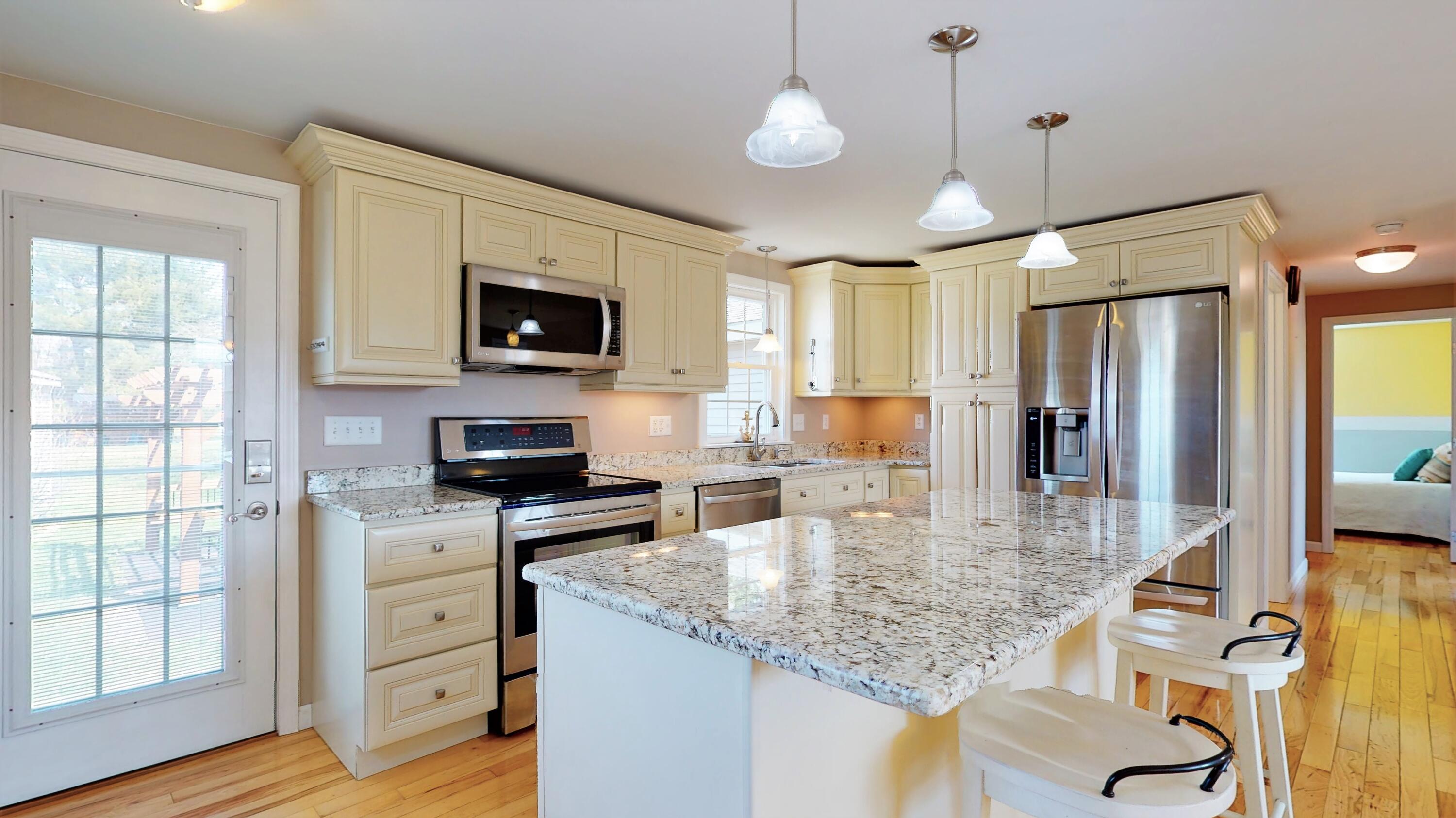 139 Holmes Road Scarborough, ME 04074 - Photo 10 of 54 Oversized Center Granite Island