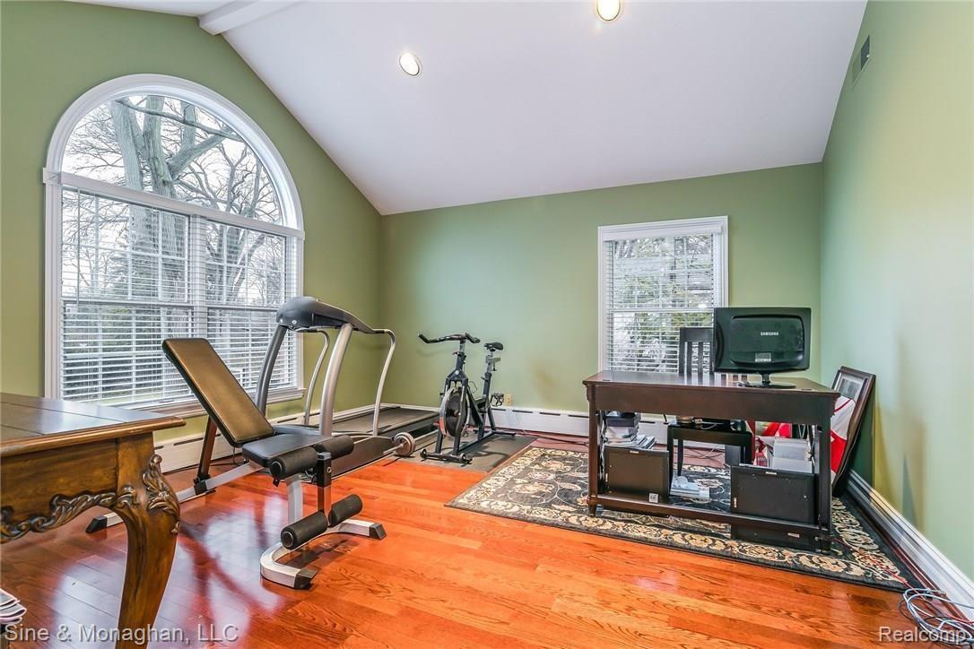 272 Ridge Road Grosse Pointe, MI 48236 - Photo 44 of 53 047-5503036-medium.jpg