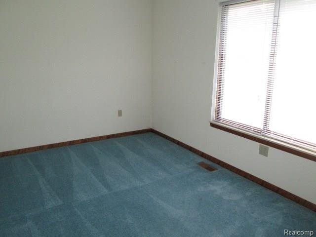 58655 Travis Road New Hudson, MI 48165 - Photo 33 of 45 IMG_9660.JPG
