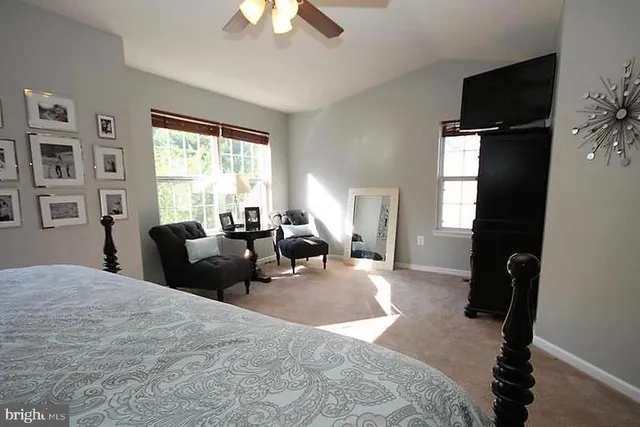 $2,850 | 8313 Sanderling Way, Unit 21, Lorton, VA 22079