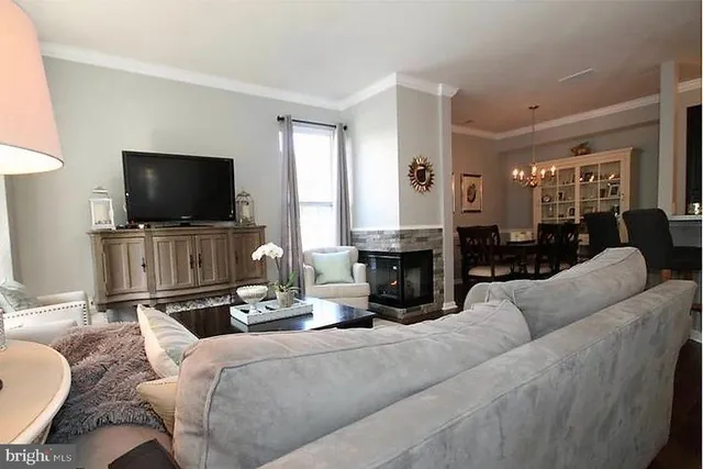 $2,850 | 8313 Sanderling Way, Unit 21, Lorton, VA 22079