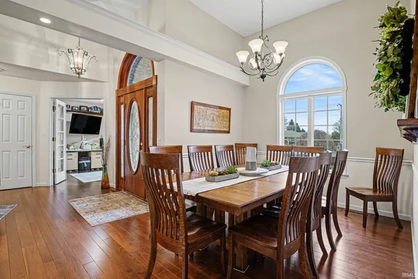 $450,000 | 8600 West 250 North, Shipshewana, IN 46565