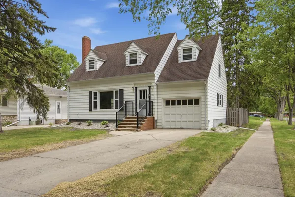 $264,900 | 1101 11th Street South, Moorhead, MN 56560