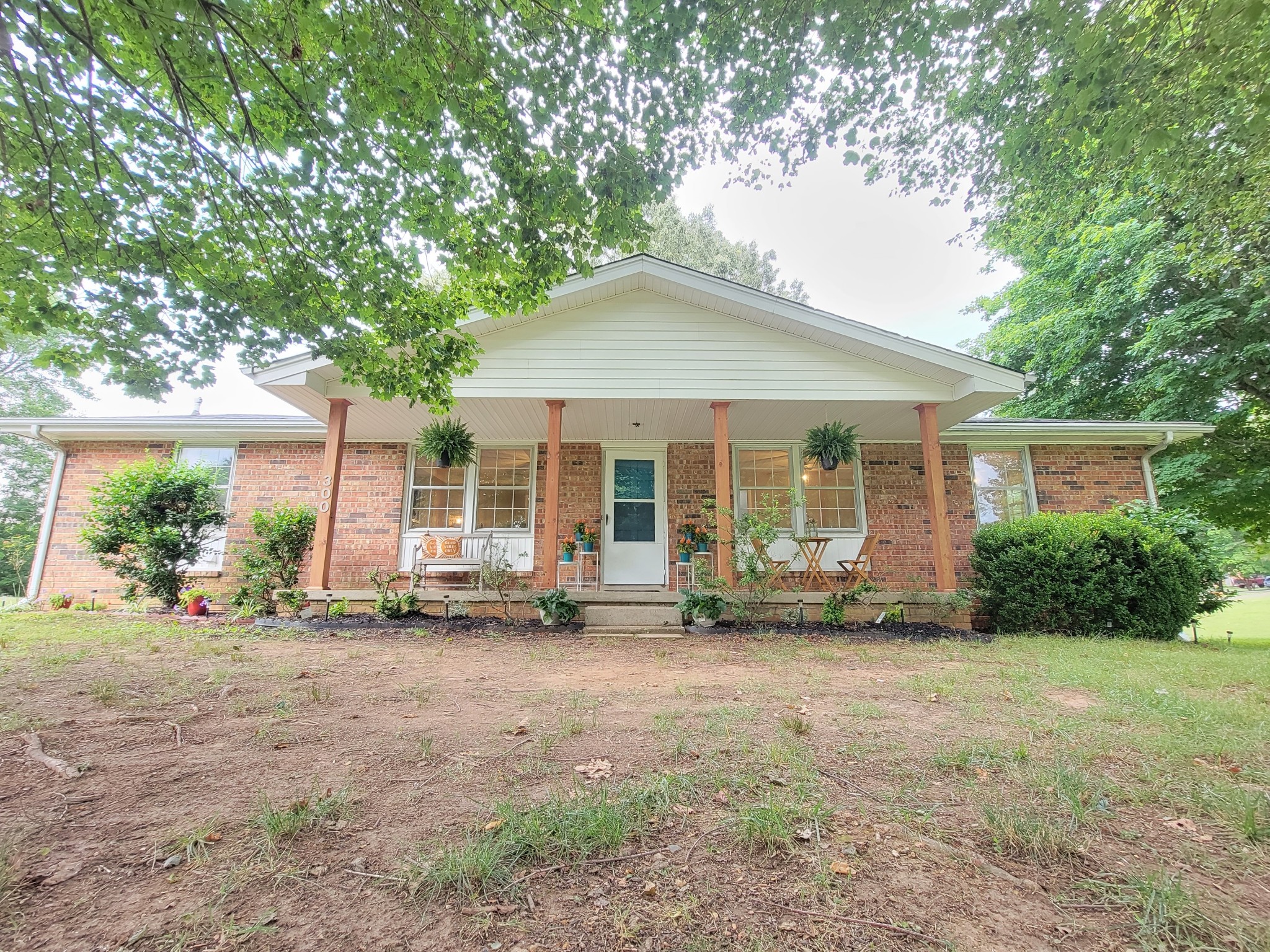 300 Hyndman Road Dickson, TN 37055 - Photo 4 of 69 Gallery Image 4