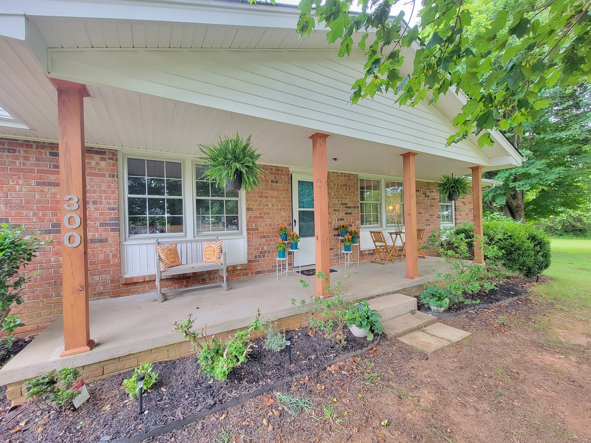 300 Hyndman Road Dickson, TN 37055 - Photo 5 of 69 Gallery Image 5