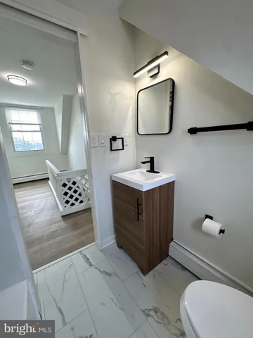 $1,000 | 108 North Chester Pike, Unit D, Glenolden, PA 19036