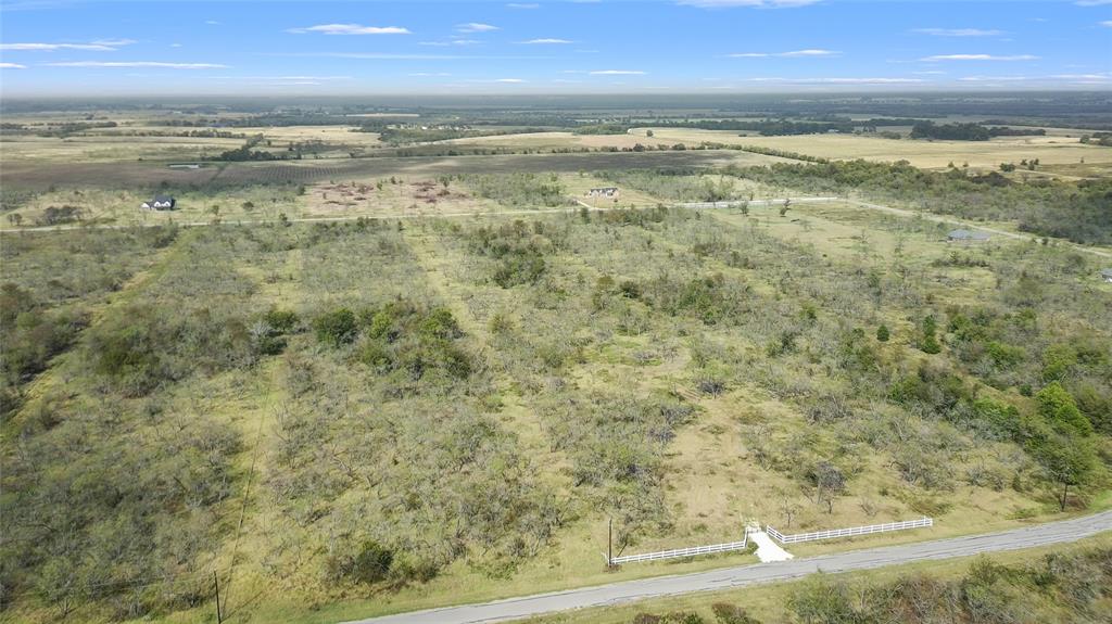 Tbd Tbd Ranch Corsicana, TX 75110 - Photo 23 of 24 a view of an ocean