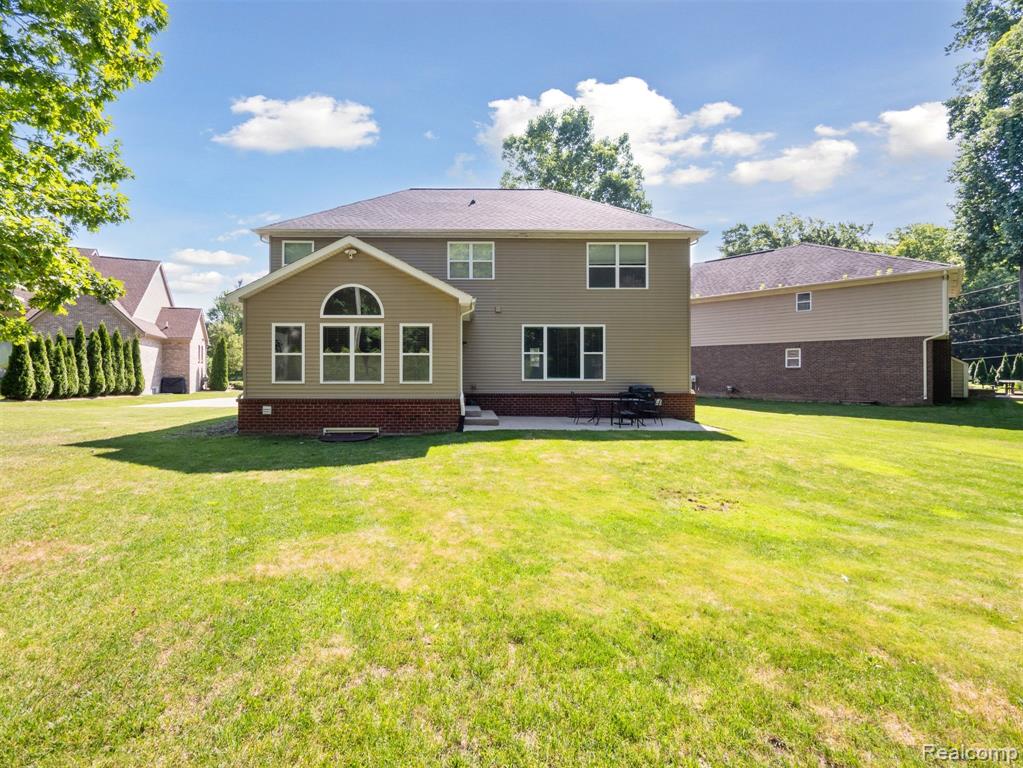 170 Reed Lake Court Commerce Township, MI 48382 - Photo 38 of 47 Gallery Image 38