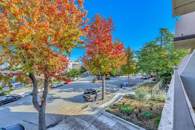 $4,490 | 1515 Floribunda Avenue, Unit 205, Burlingame, CA 94010