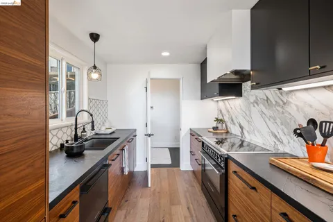 $995,000 | 255 Stanford Avenue, Kensington, CA 94708