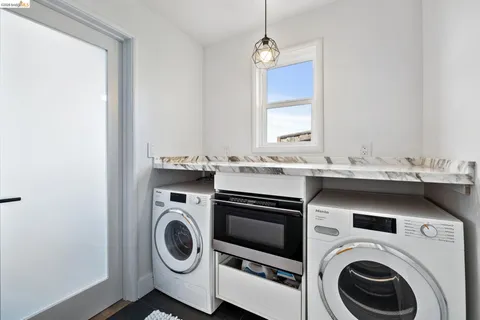 $995,000 | 255 Stanford Avenue, Kensington, CA 94708