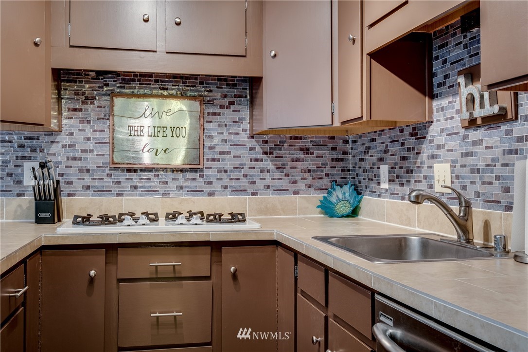 4031 Ridgeway Place, Unit A Bremerton, WA 98312 - Photo 14 of 25 Gallery Image 14
