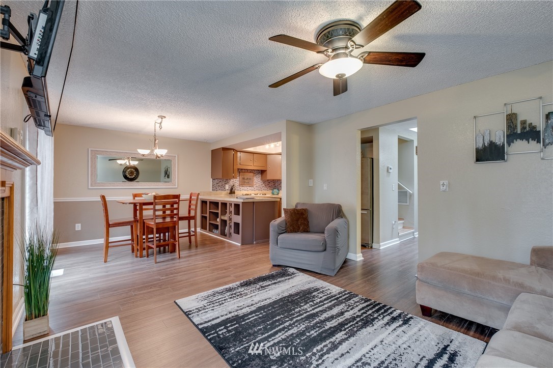 4031 Ridgeway Place, Unit A Bremerton, WA 98312 - Photo 6 of 25 Gallery Image 6