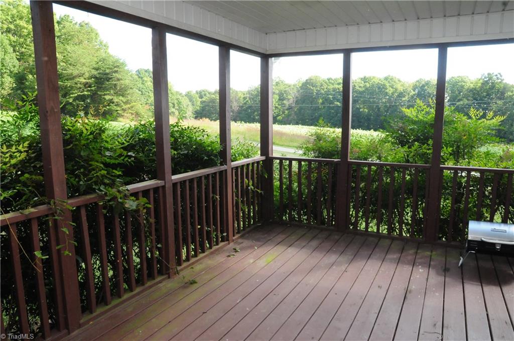 443 Stoney Ridge Road Winston-Salem, NC 27107 - Photo 4 of 16 Gallery Image 4