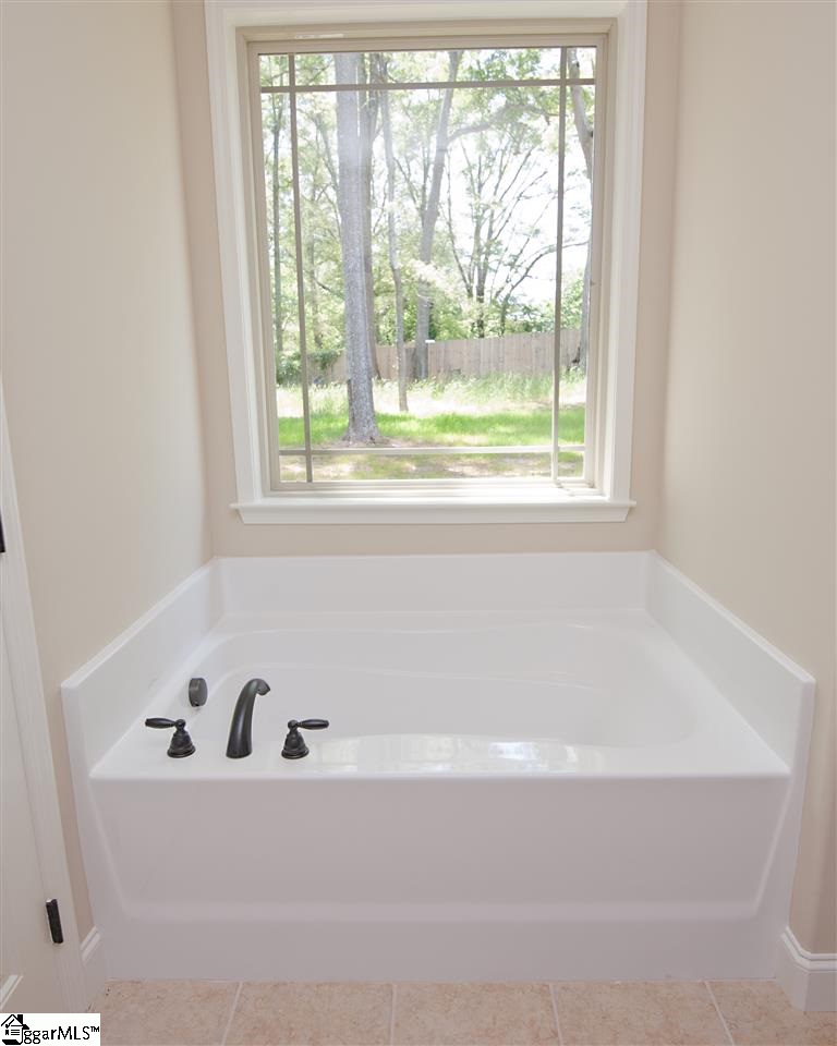 10 Donemere Way Fountain Inn, SC 29644 - Photo 14 of 18 Gallery Image 14