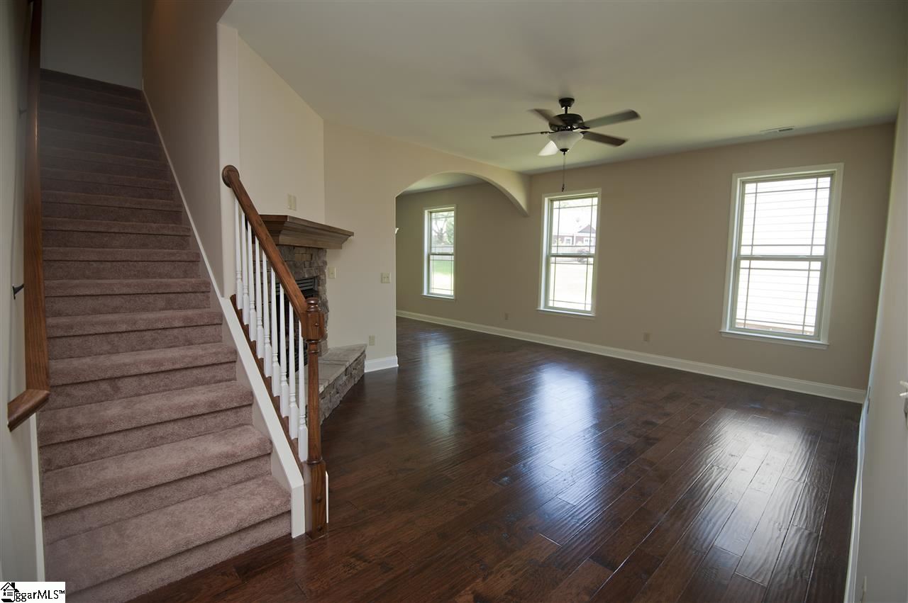 10 Donemere Way Fountain Inn, SC 29644 - Photo 5 of 18 Gallery Image 5