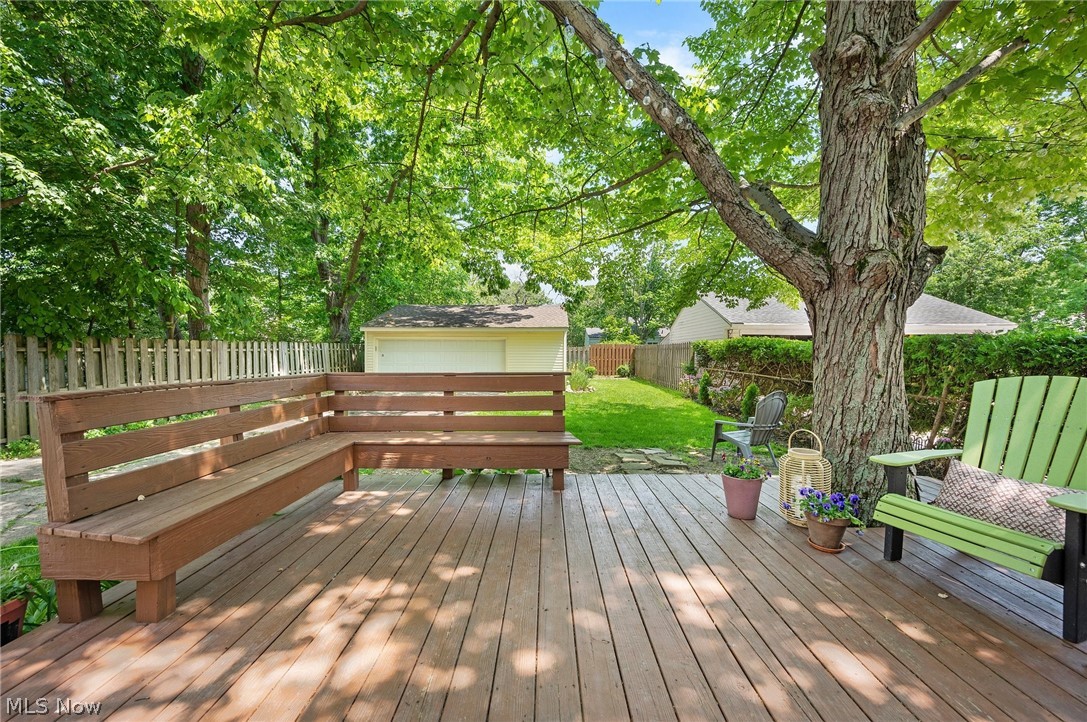 1723 Lyndhurst Road Lyndhurst, OH 44124 - Photo 29 of 32