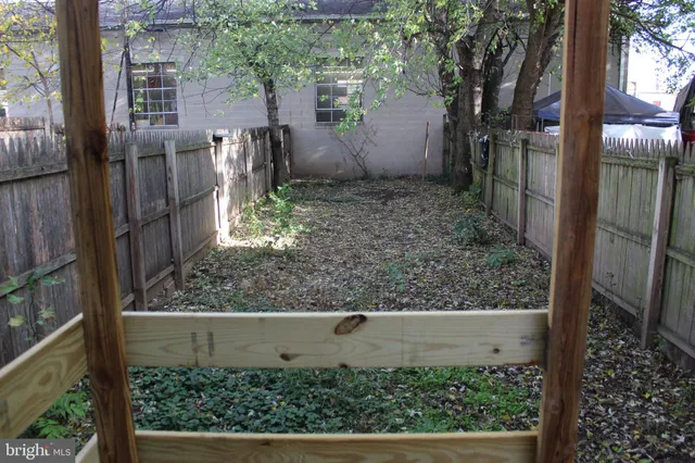 a view of a outdoor space