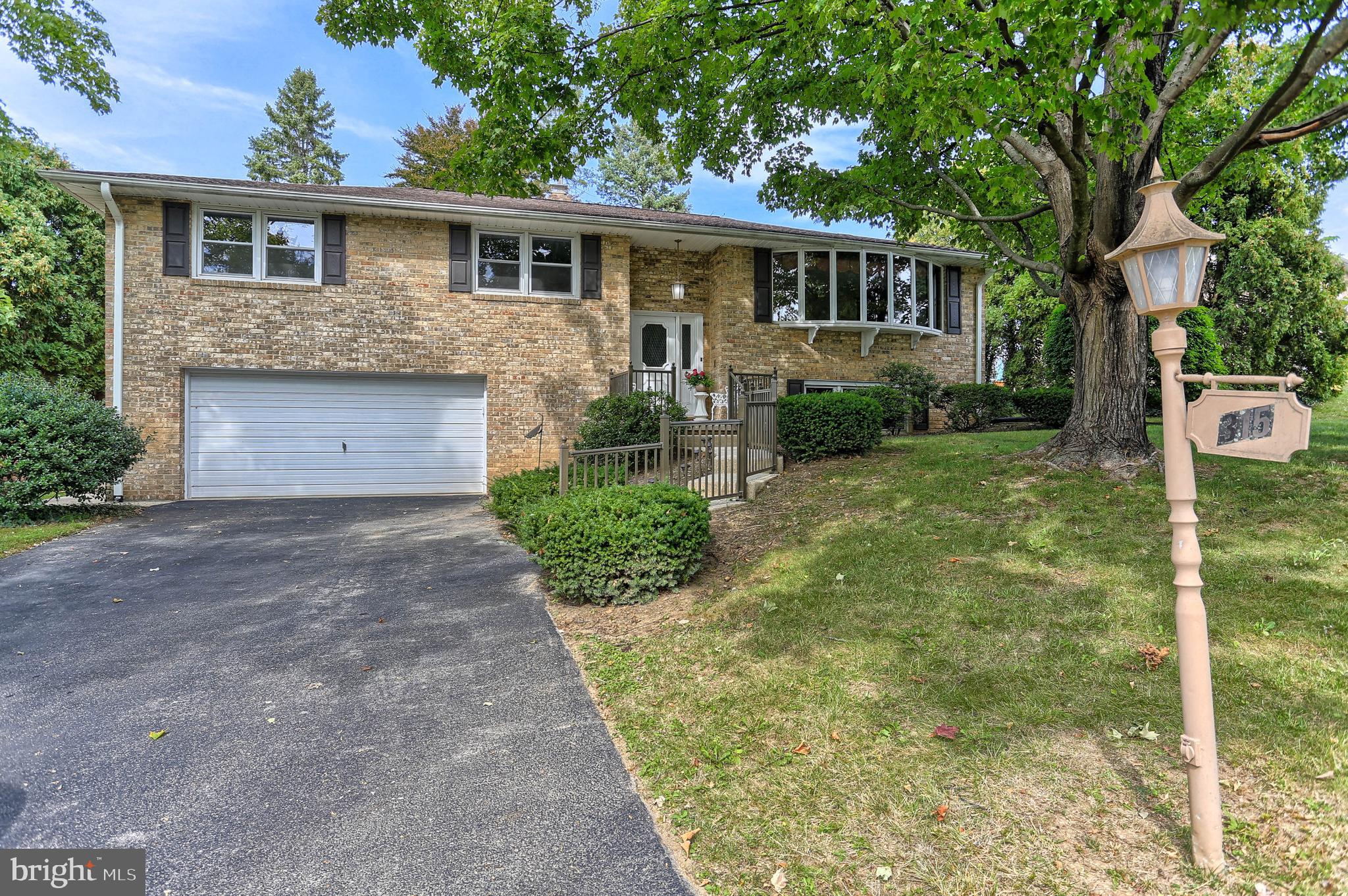 315 Tri Hill Road York, PA 17403 - Photo 3 of 40 Gallery Image 3