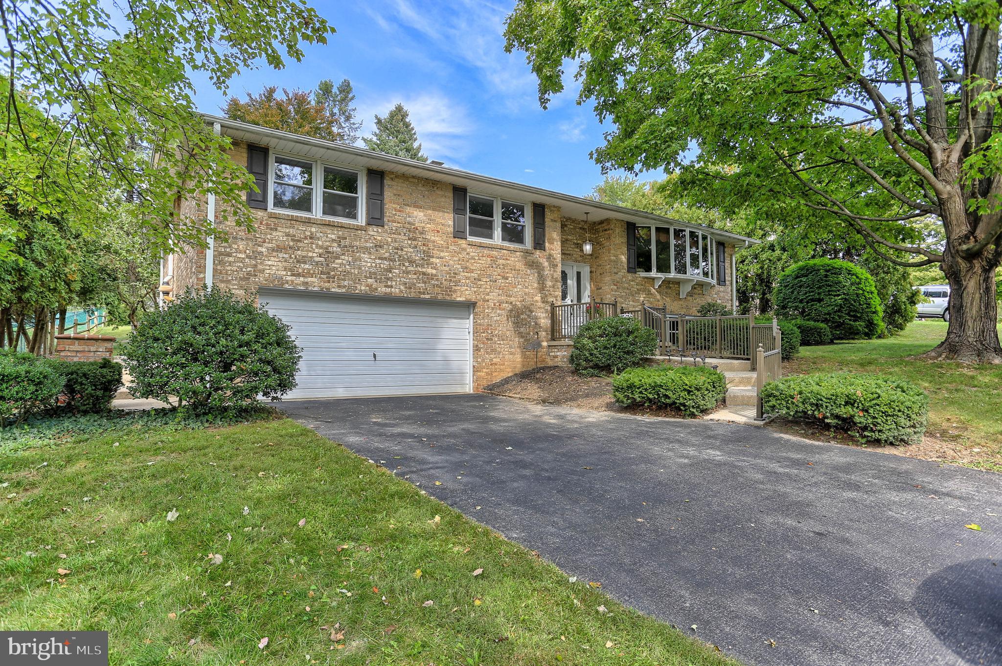 315 Tri Hill Road York, PA 17403 - Photo 4 of 40 Gallery Image 4