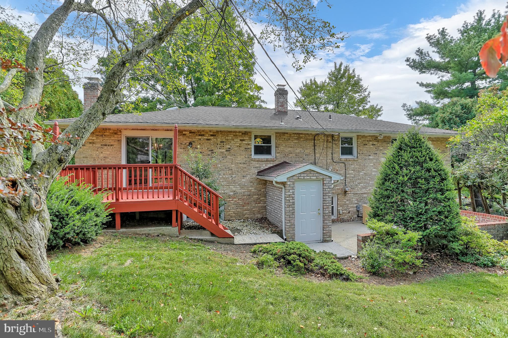 315 Tri Hill Road York, PA 17403 - Photo 8 of 40 Gallery Image 8