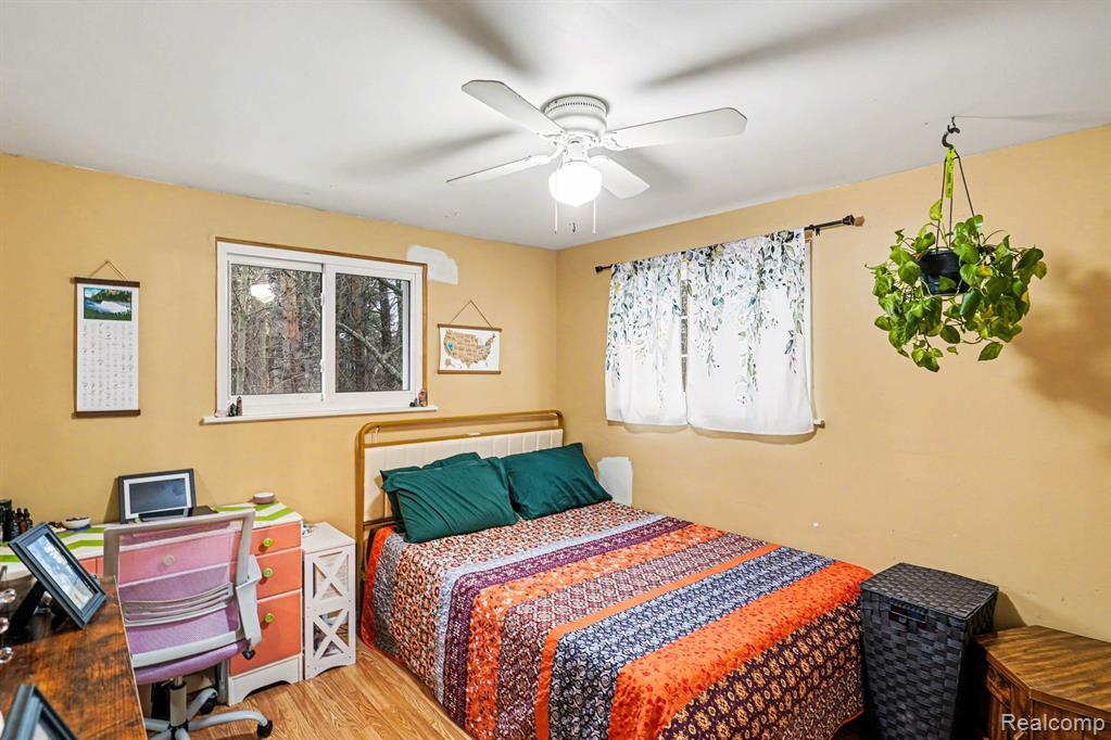 5429 Wakefield Road Grand Blanc, MI 48439 - Photo 7 of 20 Gallery Image 7