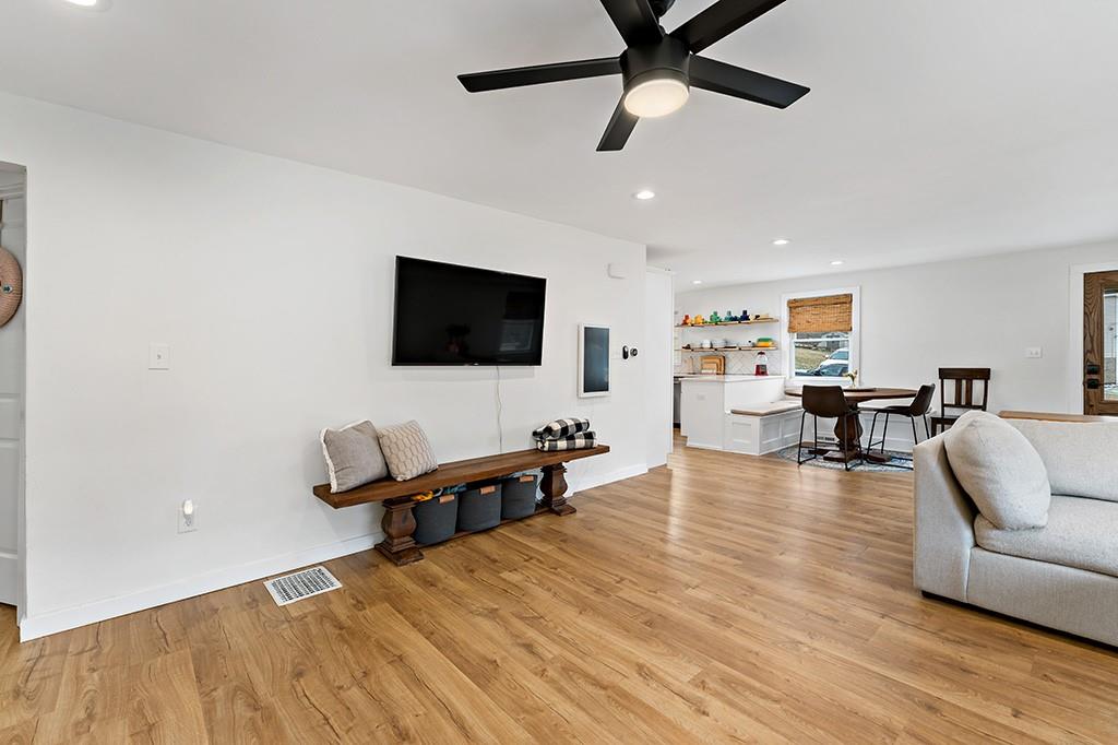224 Bebout Road Venetia, PA 15367 - Photo 3 of 34 Gallery Image 3