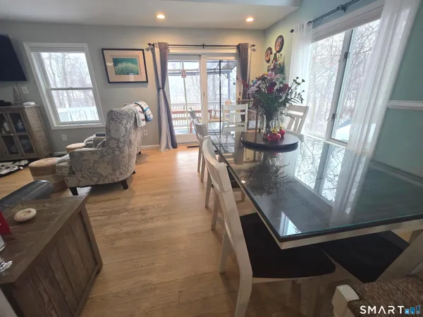 $1,459,000 | 18 North Lake Shore Drive, Brookfield, CT 06804