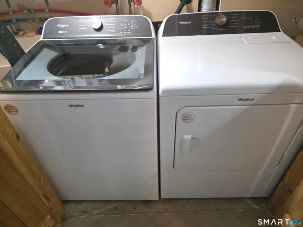 $1,459,000 | 18 North Lake Shore Drive, Brookfield, CT 06804