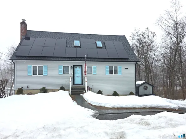 $1,459,000 | 18 North Lake Shore Drive, Brookfield, CT 06804