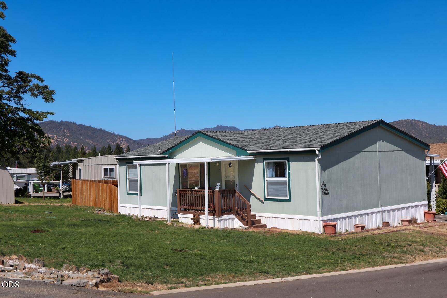 8401 Old Stage Road, Unit 70 Central Point, OR 97502 - Photo 1 of 25 Gallery Image 1