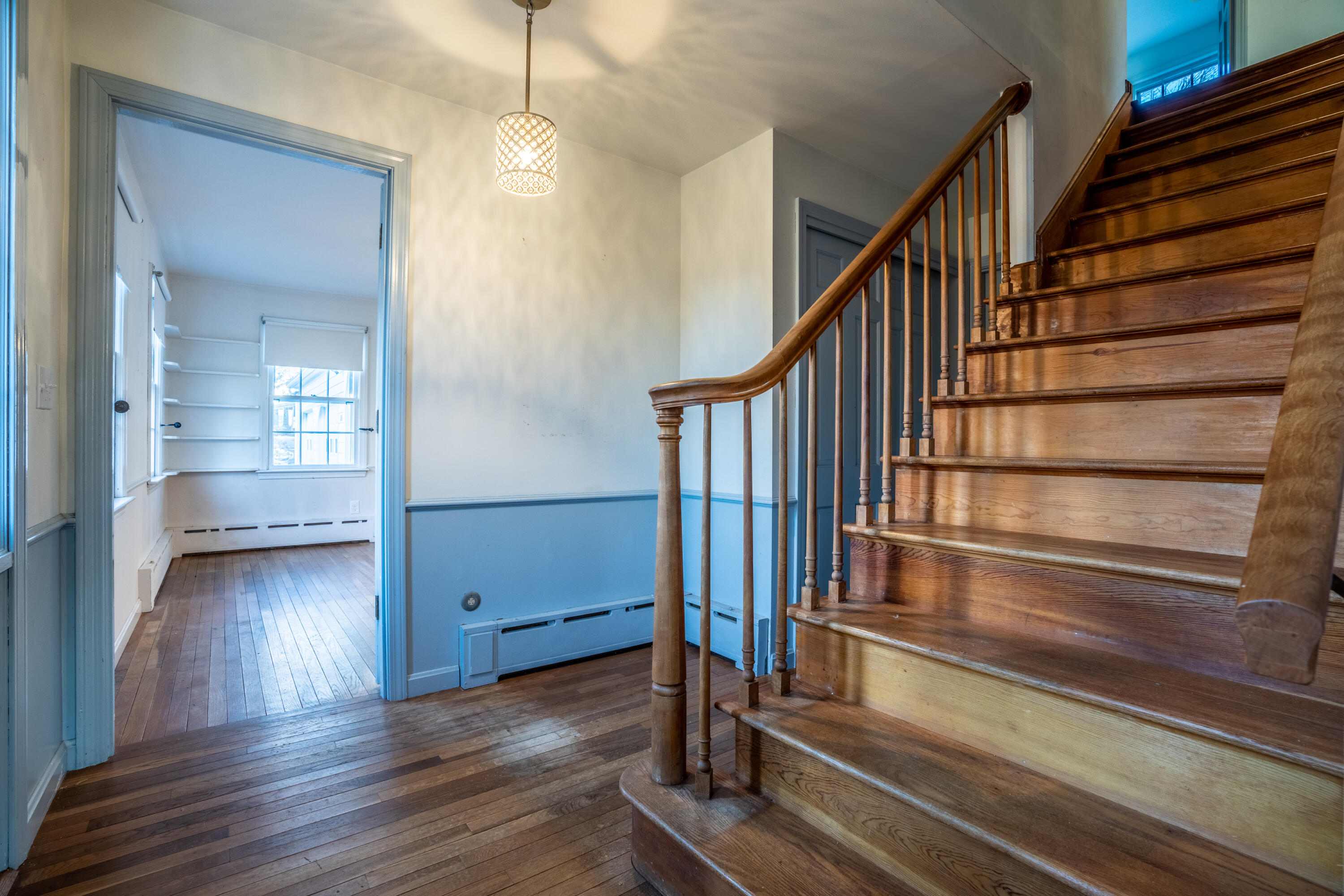 106 Lindsay Road York, ME 03909 - Photo 3 of 37 classic staircase