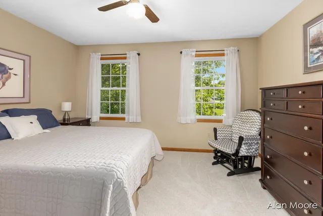 $1,325,000 | 6574 Gran Via Drive Northeast, Rockford, MI 49341