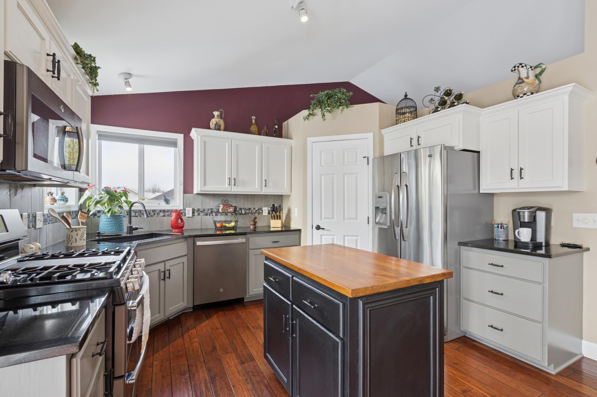 932 Deerfield Road Watertown, MN 55388 - Photo 8 of 59