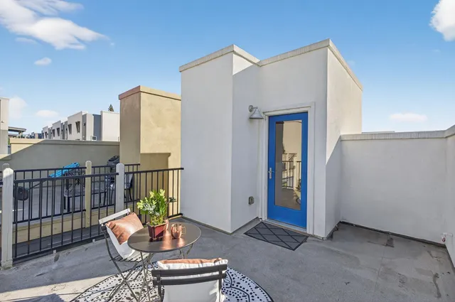 $360,000 | 266 Box Lane, Sacramento, CA 95818