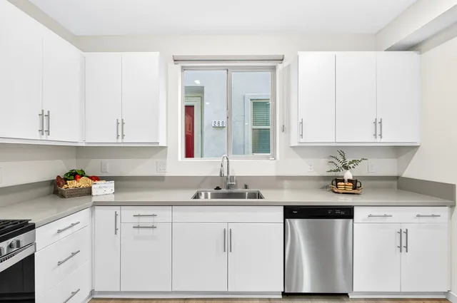 $360,000 | 266 Box Lane, Sacramento, CA 95818